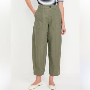 NWT Old Navy High Rise Barrel Leg Jean - Plus Size Clothing